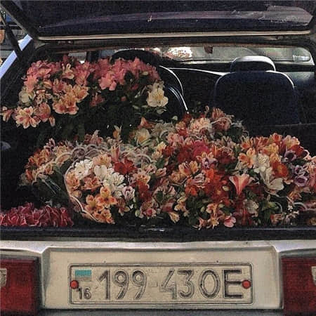 散场的拥抱